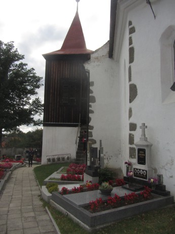 Kocelovický gotický kostelík